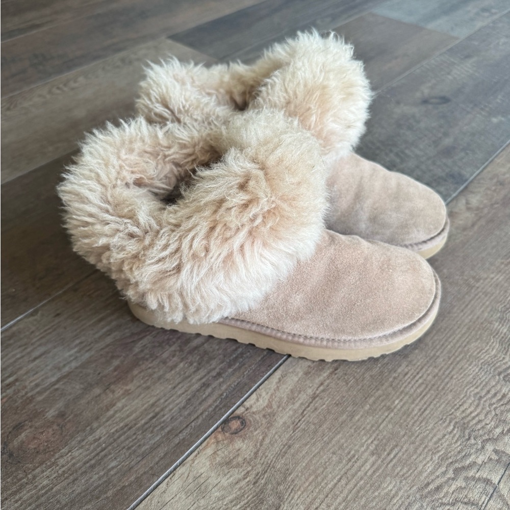 UGG Sheepskin Fluffy Ankle Boot